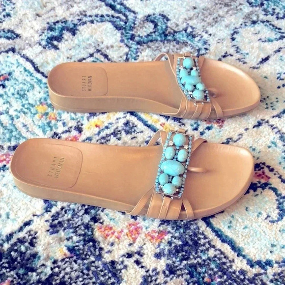 STUART WEITZMAN Flip Flop Bejeweled Turquoise Statement Sandal - Picture 2 of 8